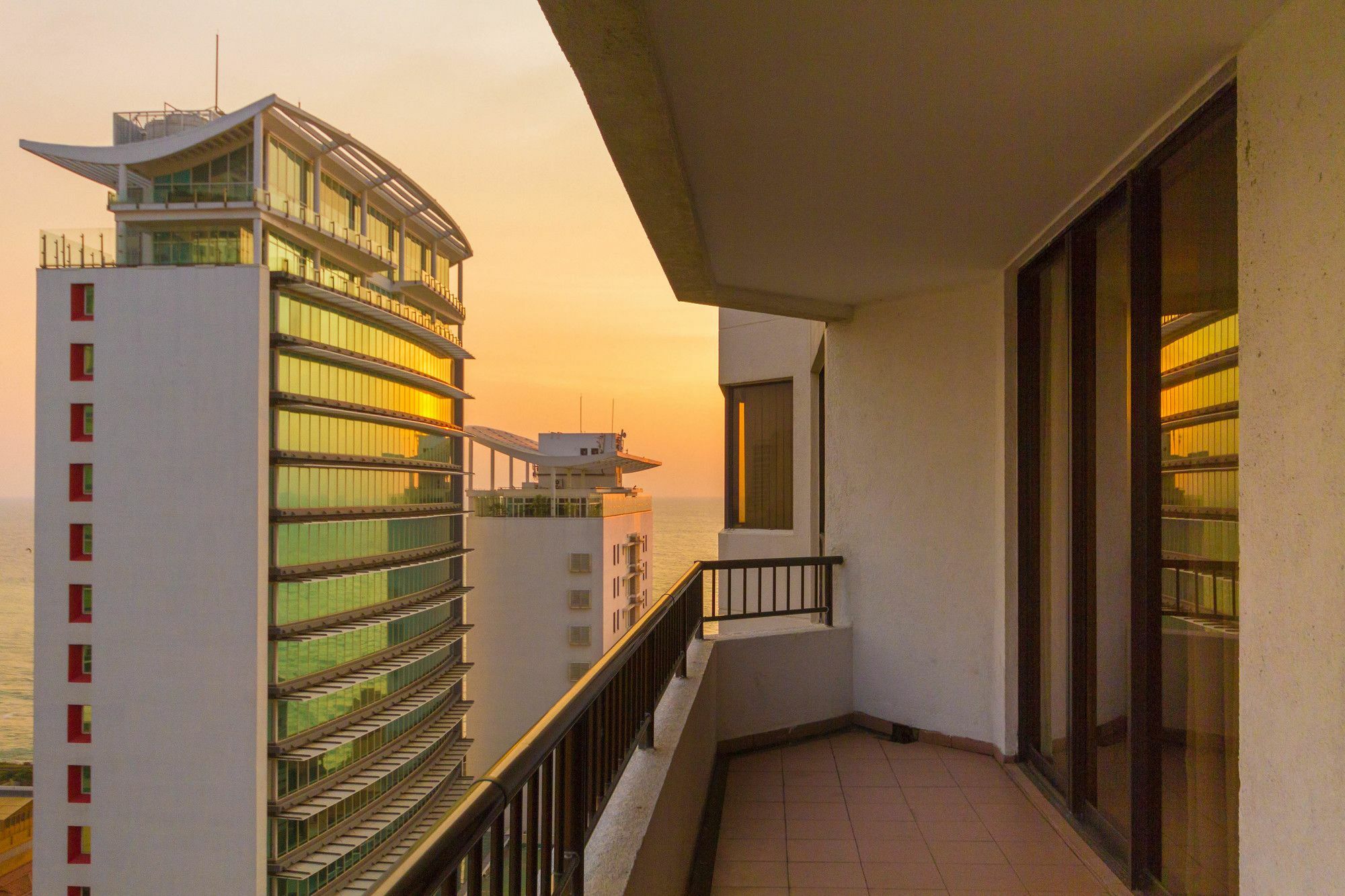 Apartament Crescat Residencies Kolombo Zewnętrze zdjęcie